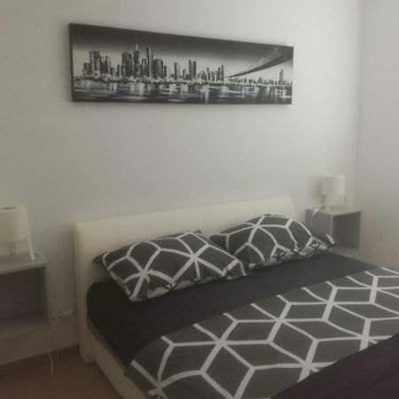 Soba U Centru Hotel Pula Buitenkant foto