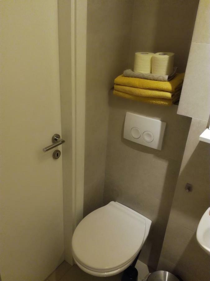 Soba U Centru Hotel Pula Buitenkant foto